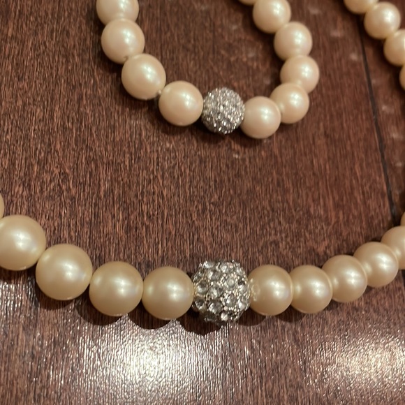 Stella and Dot Kids Necklace and Bracelet set - Picture 2 of 4